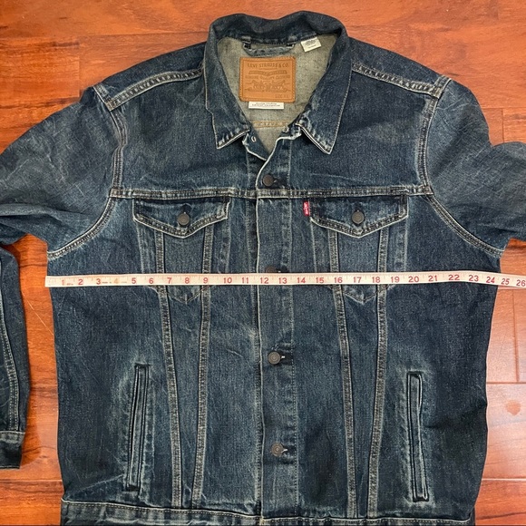 Levis Denim Jacket Size XLarge - Picture 7 of 10